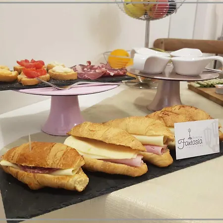 Dimora Fantasia Charme B&B