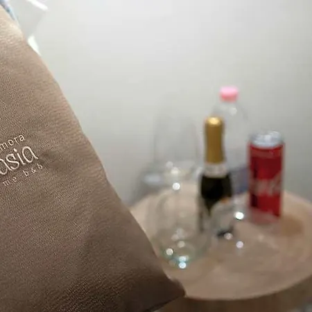Dimora Fantasia Charme Oda ve Kahvaltı 4*